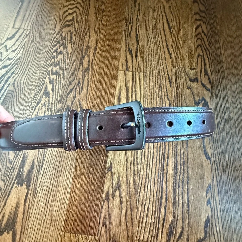 Columbia brown leather men’s belt 36